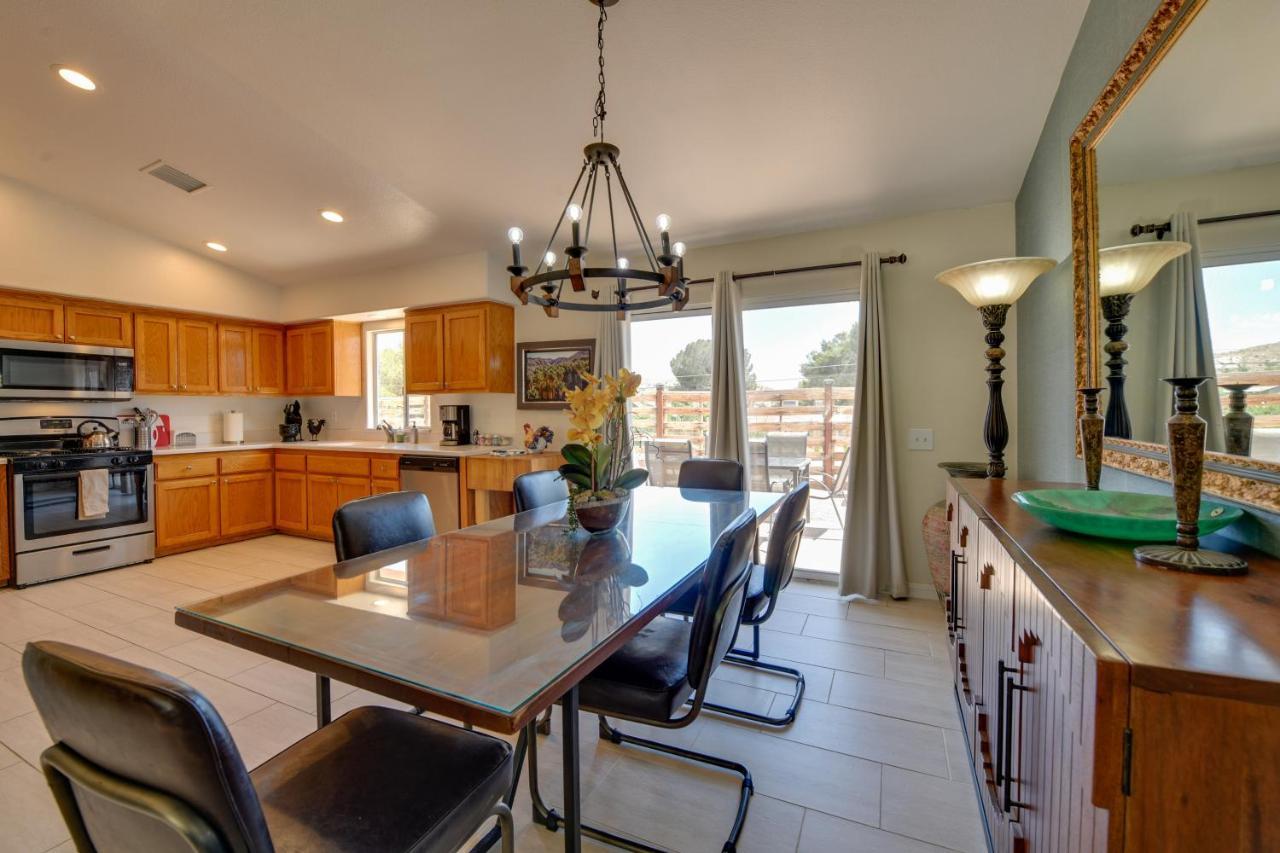 Updated Abode 22 Mi To Joshua Tree National Park! Моронго Вали Екстериор снимка
